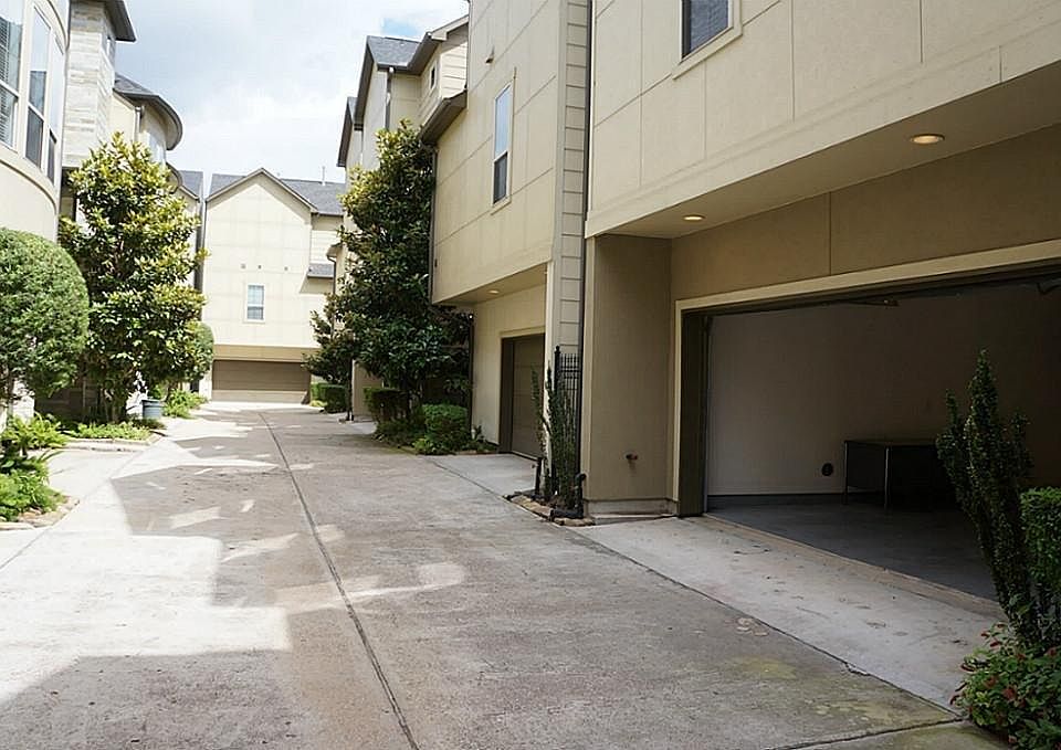 2923 Pease St, Houston, TX 77003 Zillow