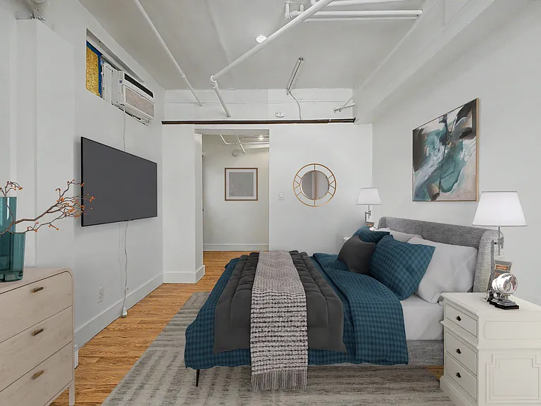523 E 12th Ave #10 — Photo 4