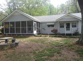 384 Wax Rd SE, Silver Creek, GA 30173