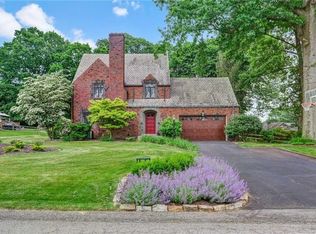 1932 Woodside Rd, Glenshaw, PA 15116