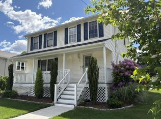 42 Chestnut St, Cumberland, RI 02864
