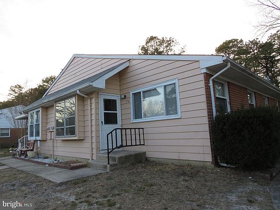 2nd image of 11B Molly Pitcher Blvd #11