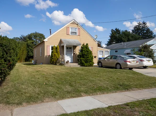 17 Franklin Rd, Glassboro, NJ 08028