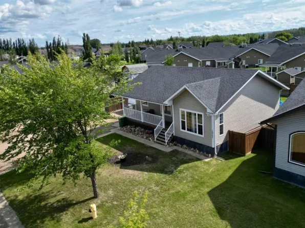 10905 N 98th Ave, Mackenzie County, AB T0H 2H0