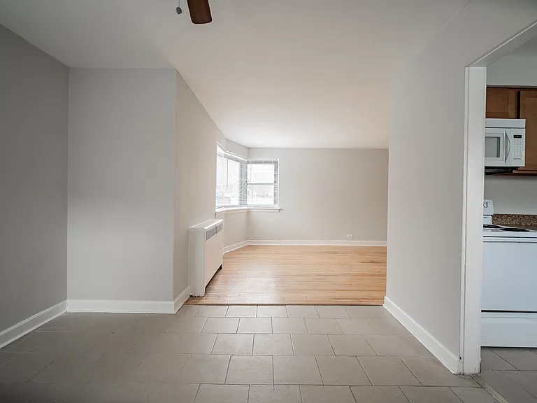 Dining Room 7347-G