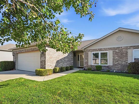 2nd image of 499 Jodee Dr
