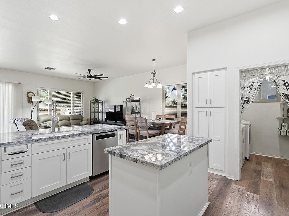 1st image of 11203 W Cottonwood Lane