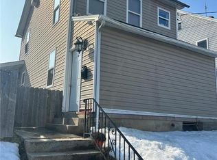 134 S 3rd St APT B, Coplay, PA 18037