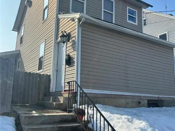 134 S 3rd St APT B, Coplay, PA 18037