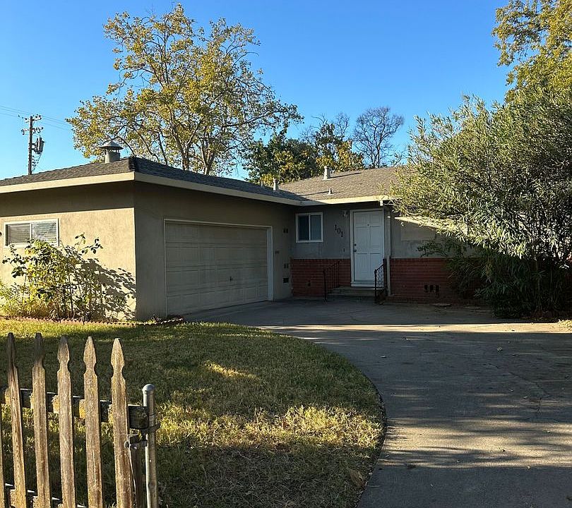 1st image of 101 Sequoia St