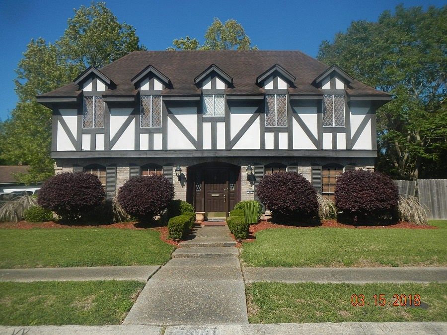 1st image of 3640 White Oak Ave