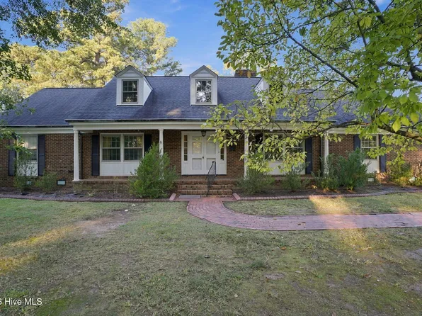 209 Brentwood Dr N, Wilson, NC 27893