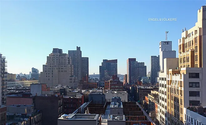 Sold by Engel & Völkers New York City | media 9