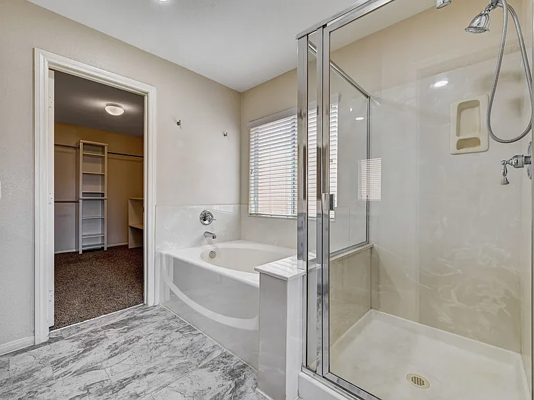 9072 Burning Sun Ave — Photo 12