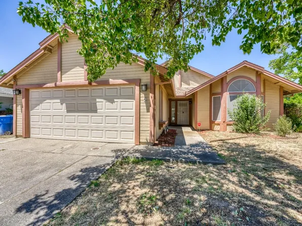 2 Twin Leaf Ct, Sacramento, CA 95838