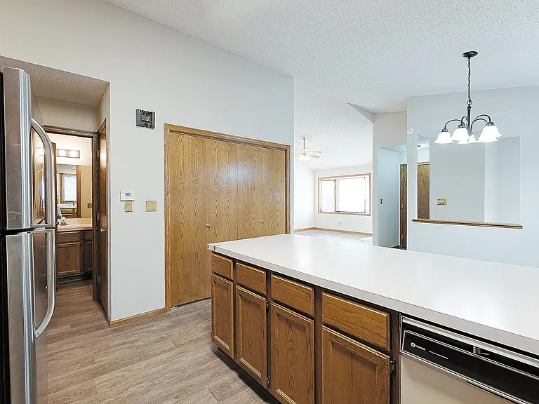 3222 S 51st Pl — Photo 9