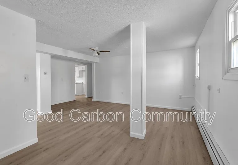 3904 Seneca St #A — Photo 12