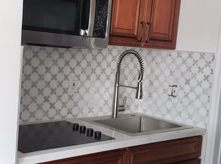 8363 N Wystone Ave, Northridge, CA 91324