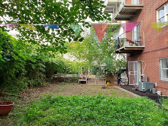 2nd image of 103 Troutman St #1B