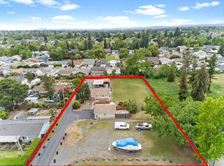 1688 Guerneville Rd, Santa Rosa, CA 95403