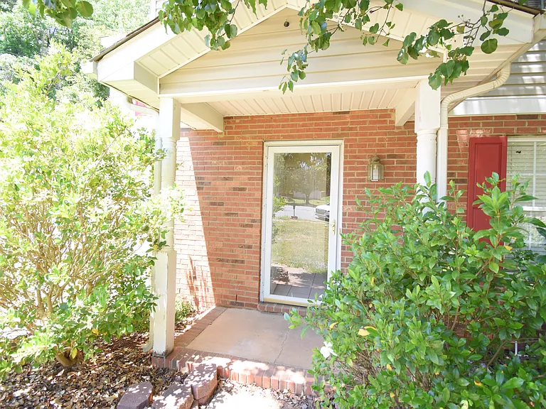1431 Olde Justin Pl — Photo 2