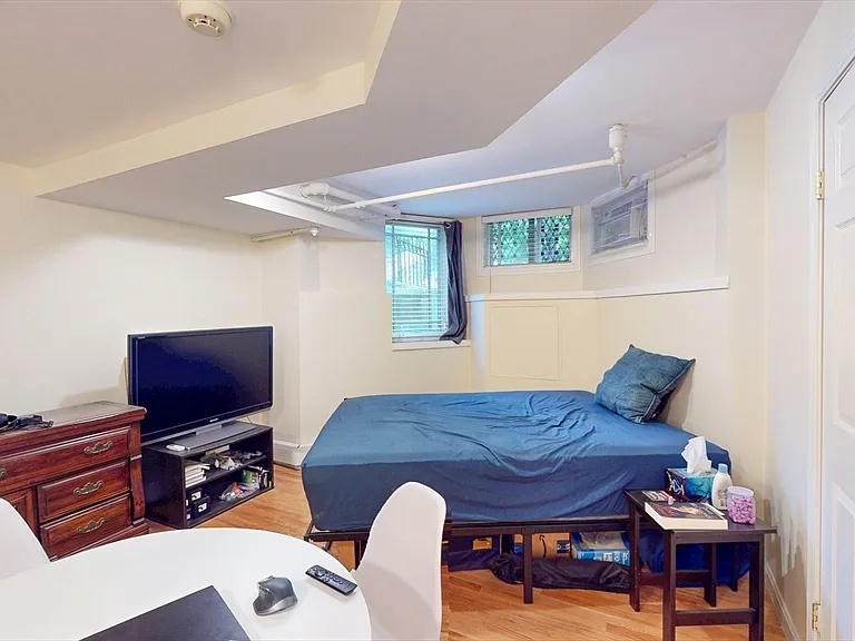 170 Marlborough St #BF — Photo 11