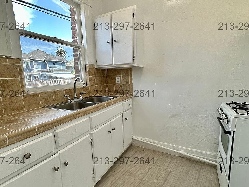 1st image of 1647 W 11th St #211