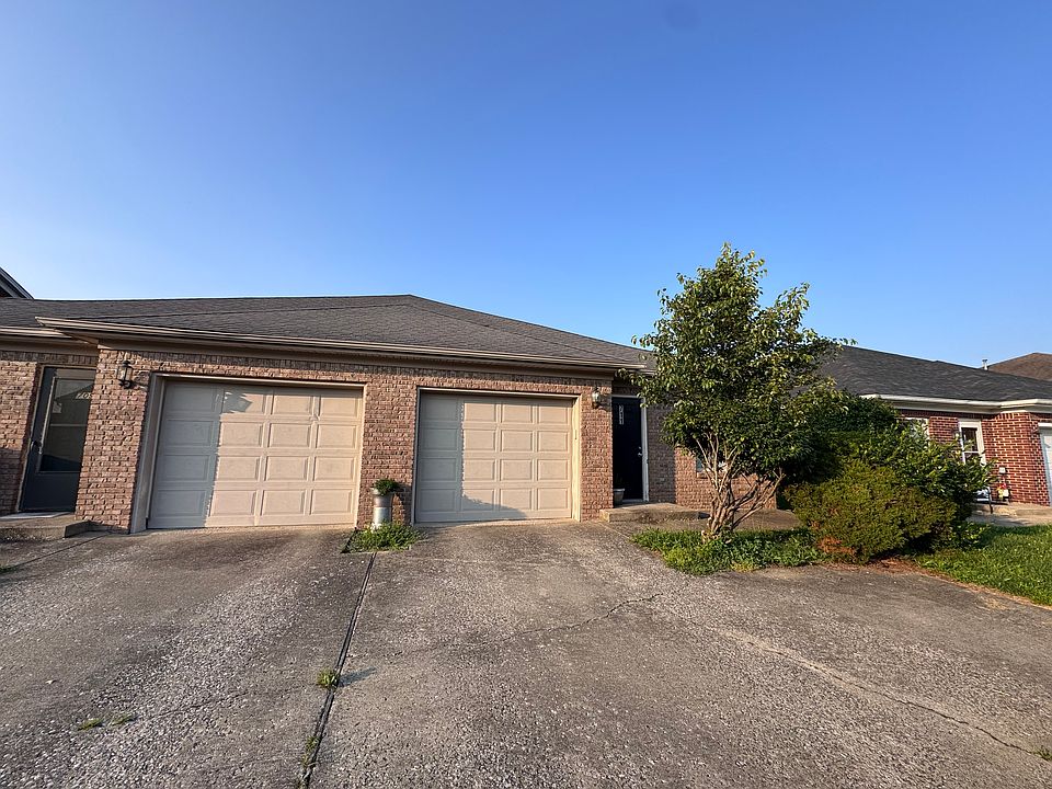 1st image of 711 Sherard Cir
