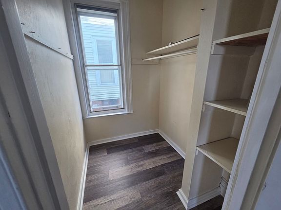 5th image of 219 W 16th St APT C
