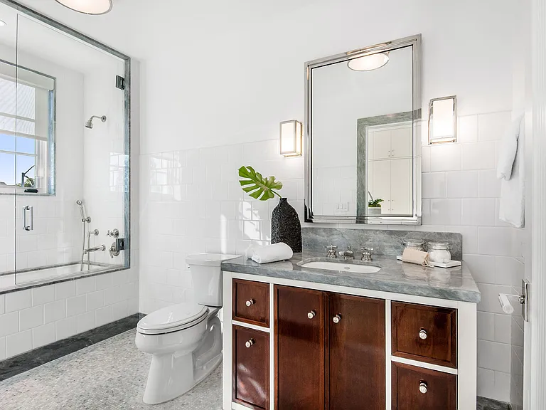 The Residences at Palisades Village — Photo 16