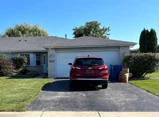 1654 Jonquil Dr, Lowell, IN 46356