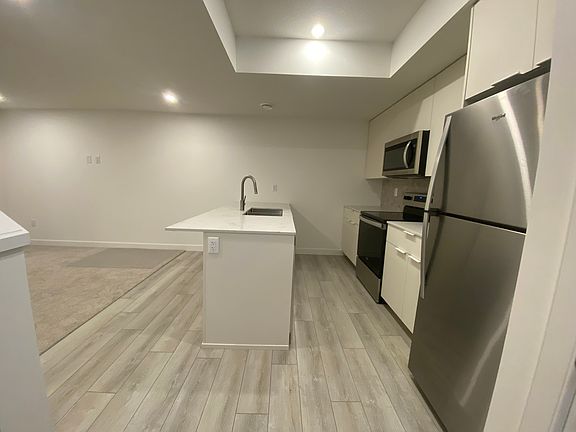 4th image of 10455 143rd St NW
