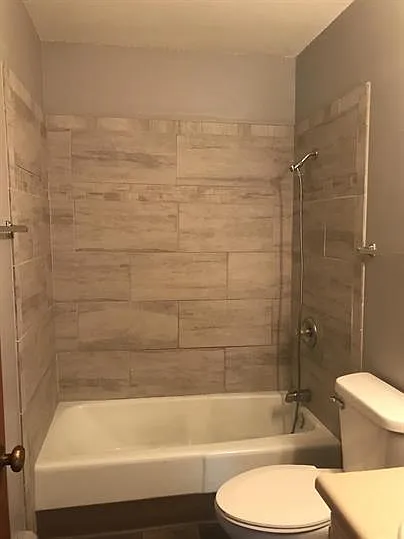 4151 E University Ave — Photo 16