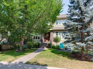 2022 S 43rd Ave SW, Calgary, AB T2T 2N2
