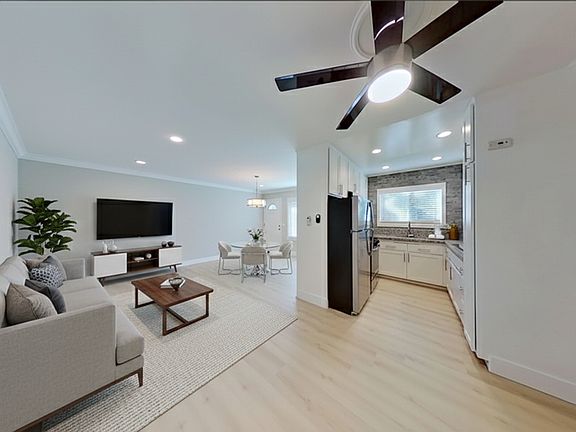 2nd image of 1244 Robinson Ave #2