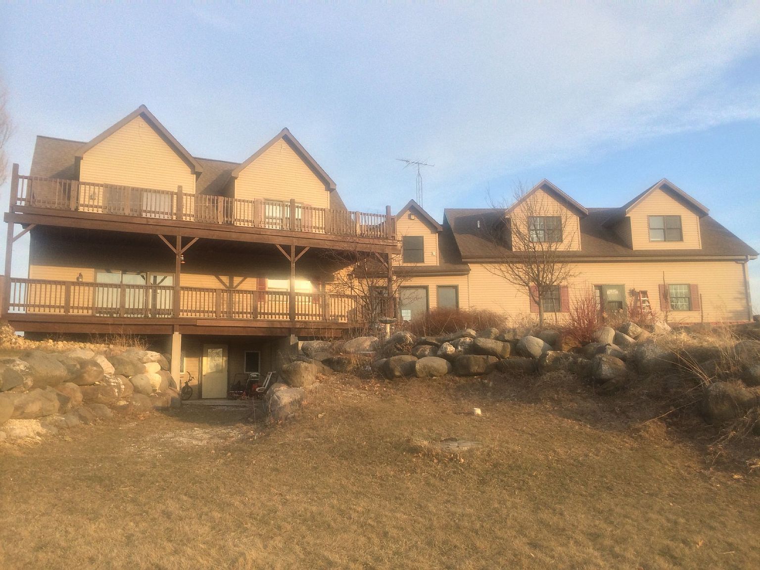 W2697 Golf Course Dr, Mount Calvary, WI 53057 Zillow