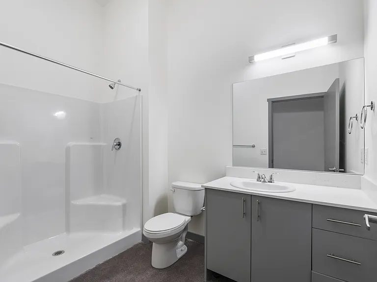 Serenity Apartments — Photo 110