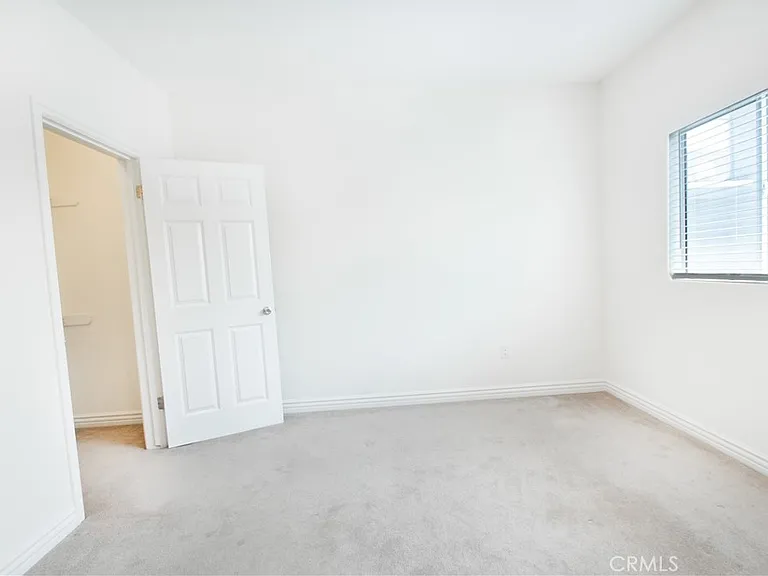 3662 Clarington Ave #3 — Photo 7