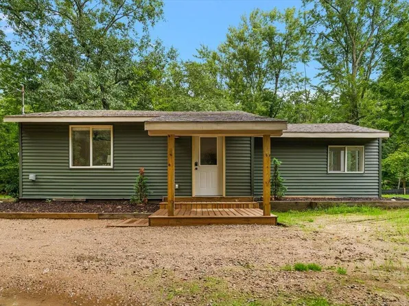 1875 Eleven Mile Rd NE, Comstock Park, MI 49321