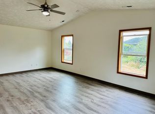 680 NW 9th St, Warrenton, OR