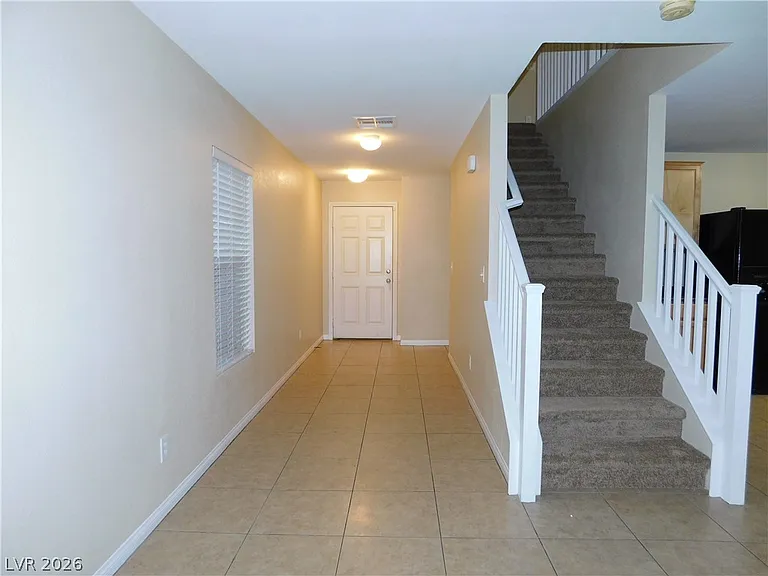 9210 Valley Ranch Ave — Photo 2