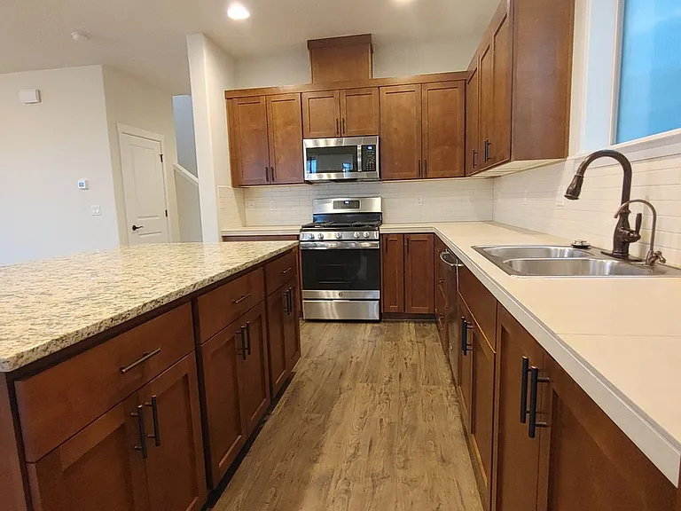 10490 NW 292nd Ave — Photo 11