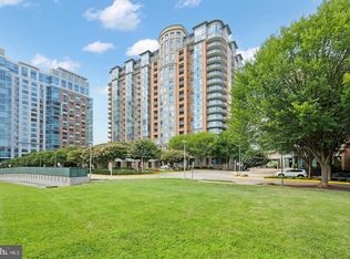 8220 Crestwood Heights Dr APT 1408, Mc Lean, VA 22102