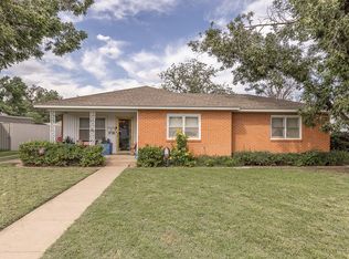 1718 28th St, Lubbock, TX 79411