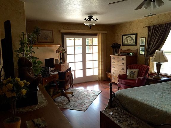 4th image of 8553 N Hayston Ave