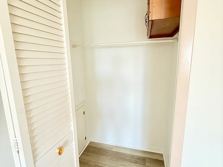 14567 Madison Ave #609 — Photo 14