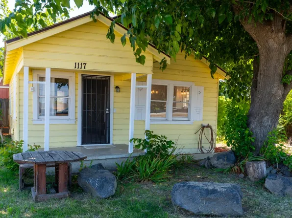 1117 Center Ave, Dos Palos, CA 93620