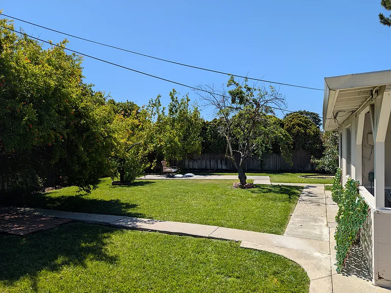 373 Dayton Ave — Photo 16