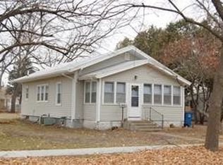1912 Searle St, Des Moines, IA 50317