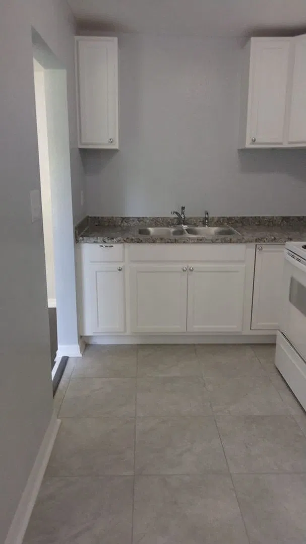 Move-In Special! $500 Deposit + $500 First Month's Rent! — Photo 3